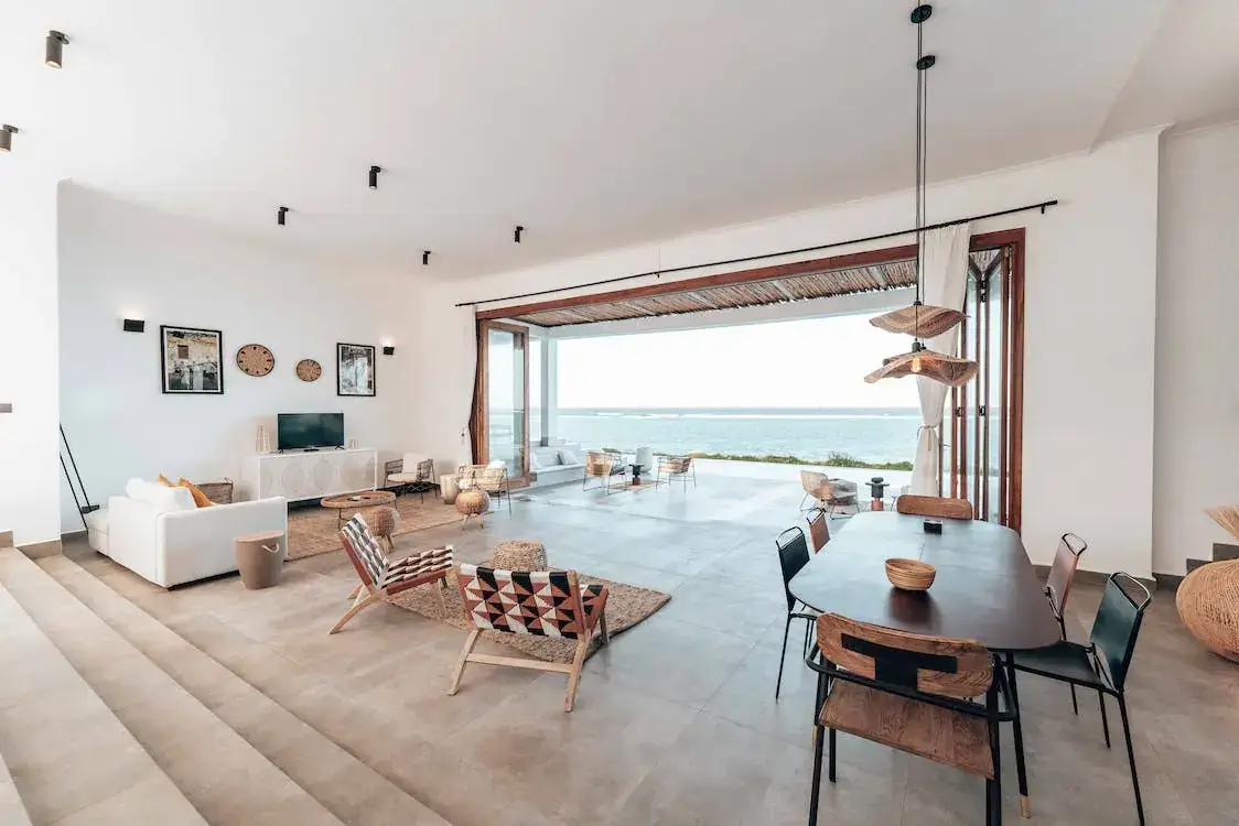 San Francisco interior designer: open living and dining room with ocean views San Francisco interior designer: open living and dining room with ocean views