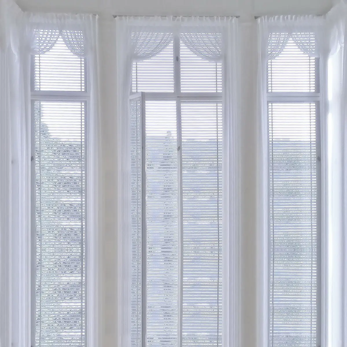What Are The Easiest Window Treatments to Clean?
